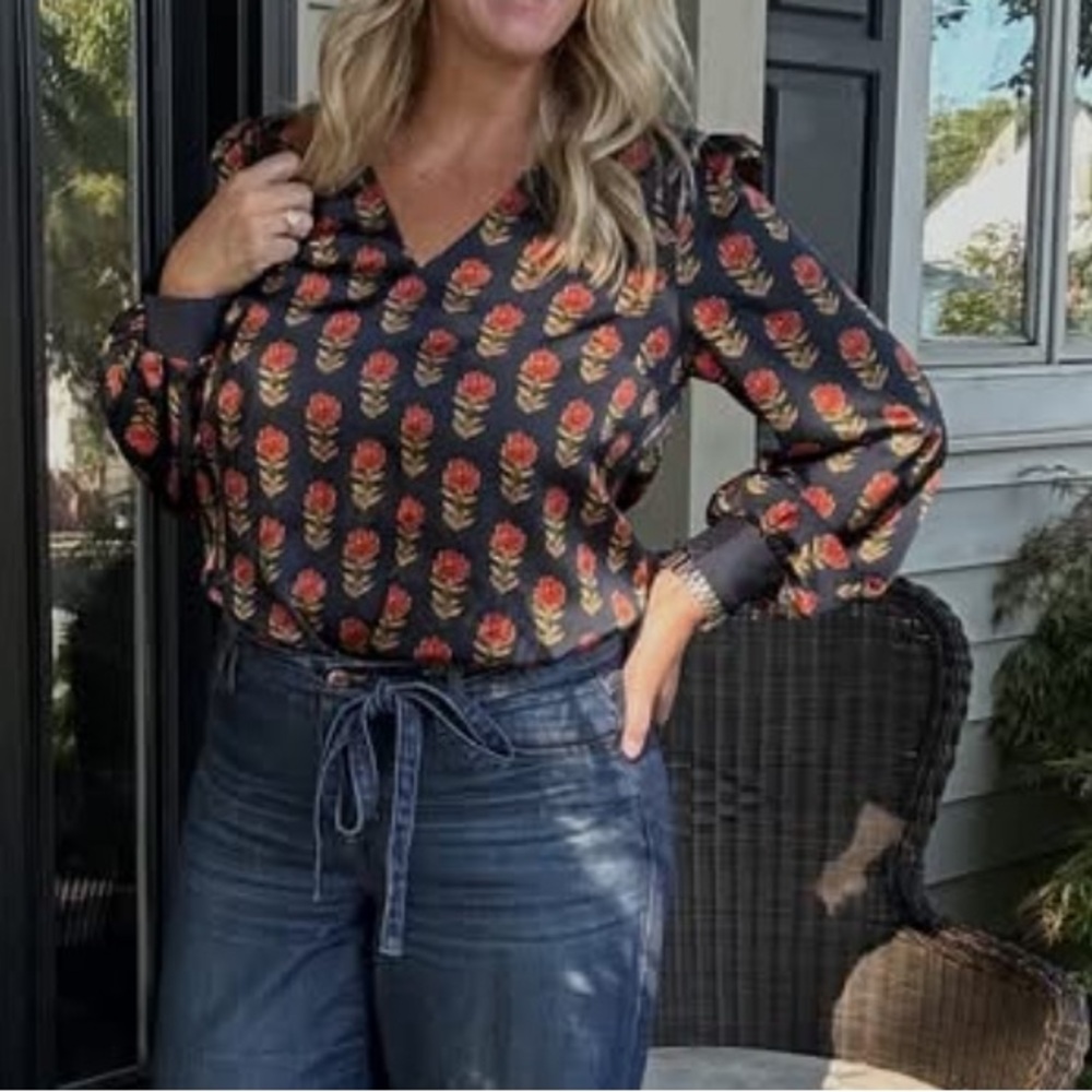 CAbi Brit Blouse - Picture 7 of 15